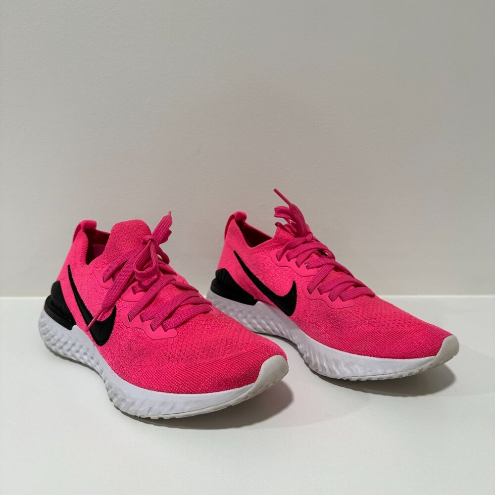 Nike Women's Epic React Flyknit 2 Hot Pink Blast Black White Size 8